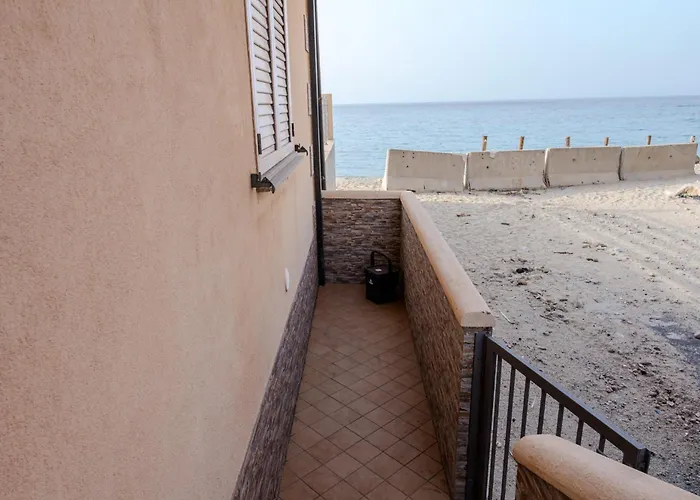 Casa - Apri Il Cancello E Sei In Acqua